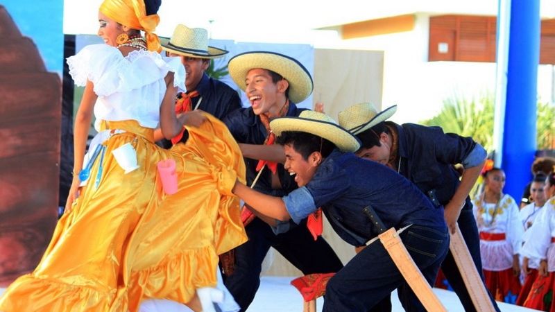 Quintana Roo: Los trajes típicos masculinos que tal vez no conocías