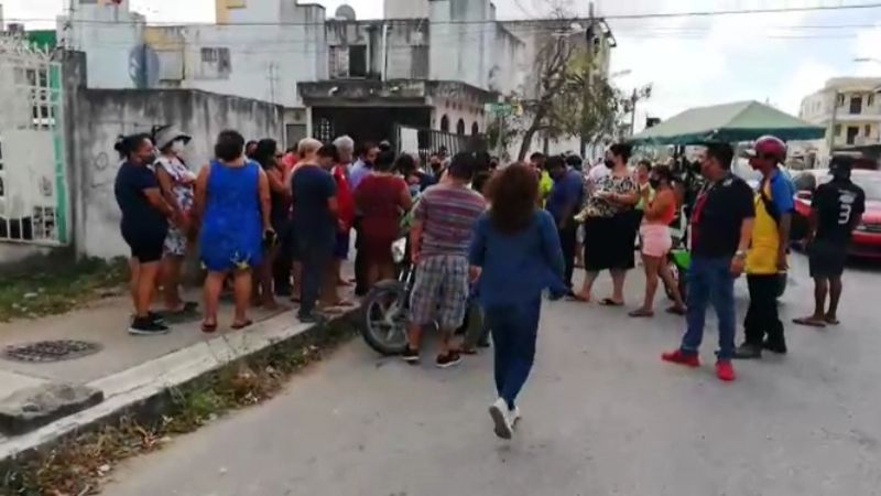Vecinos de la Región 215 de Cancún paran desalojos “fraudulentos”: VIDEO