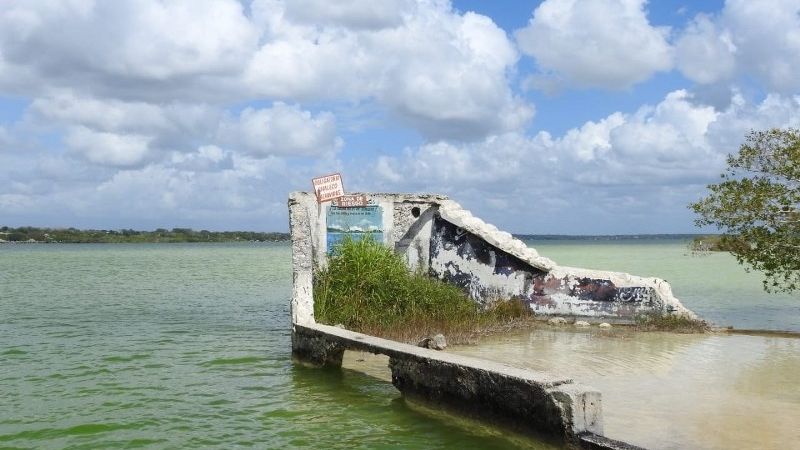 Laguna de Bacalar continúa en riesgo debido a la contaminación