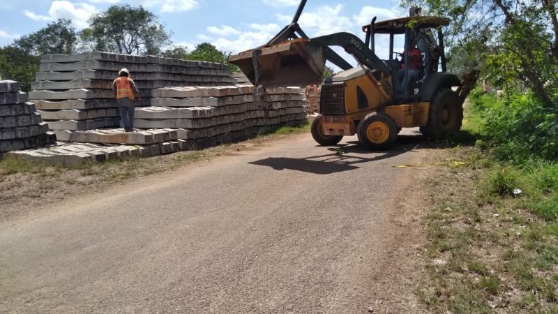 Reinician trabajos del Tren Maya en Yucatán y sorprende a habitantes en Hunucmá