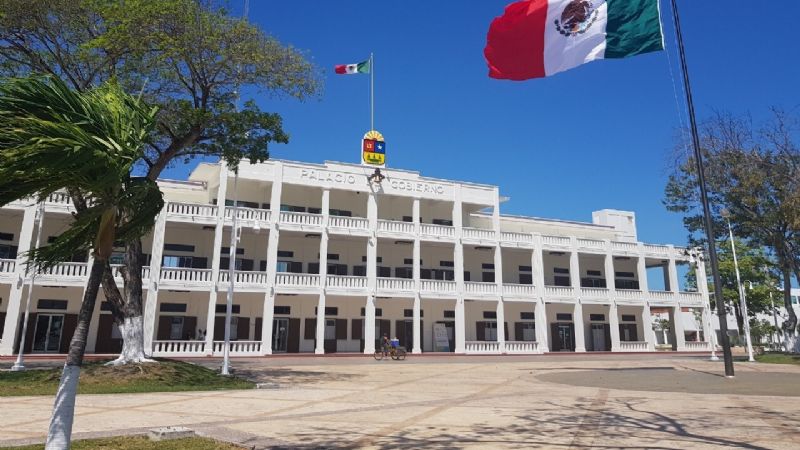 ¿Cuáles son las facultades del Gobernador de Quintana Roo?