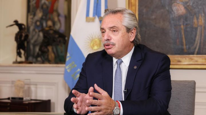 A dos meses de ser vacunado el presidente de Argentina, Alberto Fernández, da positivo a COVID-19
