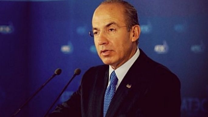 FGR citó a testificar a Felipe Calderón por operativo Rápido y Furiosos