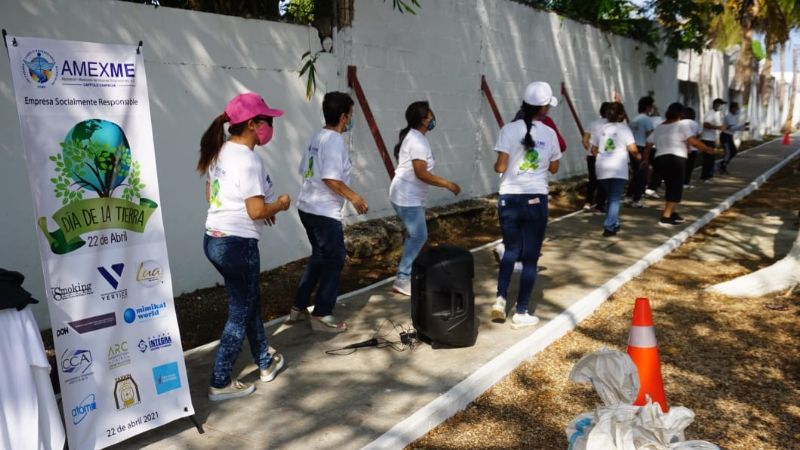 Mujeres empresarias festejan el Día de la Tierra en Campeche