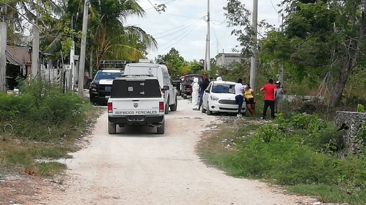 Asesinan a puñaladas a una mujer en colonia irregular el Milagro de Cancún: EN VIVO