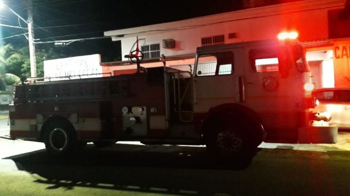 Fuga de gas provoca llegada de bomberos a un establecimiento de comida de Chetumal