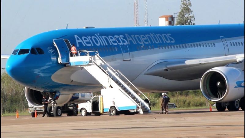 Aerolíneas Argentinas suspende vuelos hacia el aeropuerto de Cancún