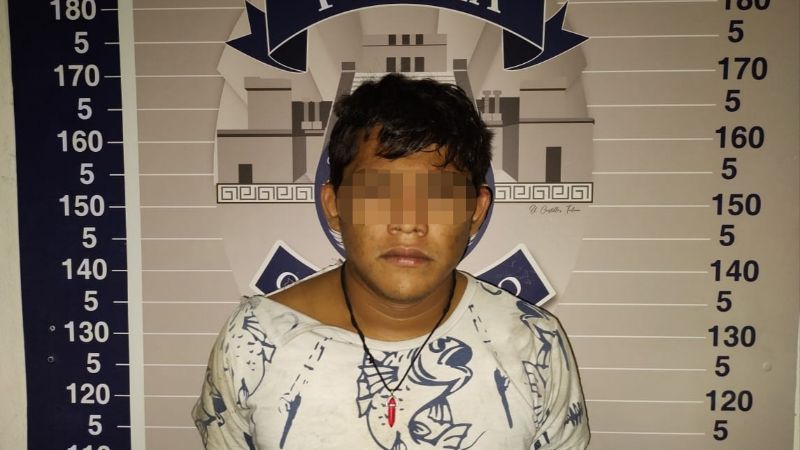 Detienen a hombre con drogas y dinero en el centro de Tulum