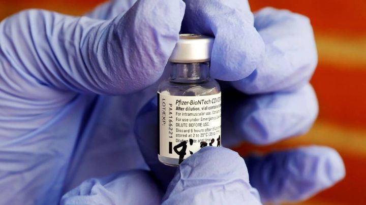 Pfizer busca aplicar en México vacuna COVID-19 a menores de 12 a 15 años