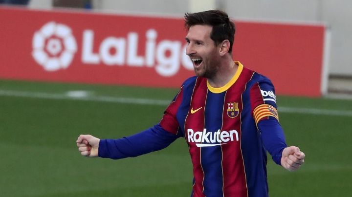 Messi logra doblete ante el Valencia y suma 56 goles de tiro libre