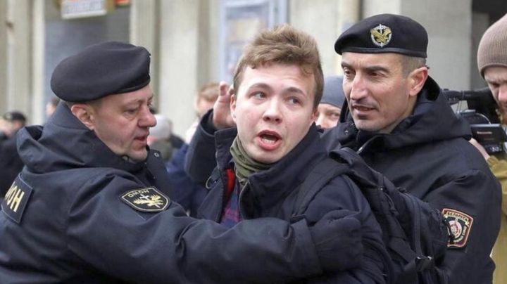 G7 exige liberación de Román Protasévich, periodista detenido por Bielorrusia