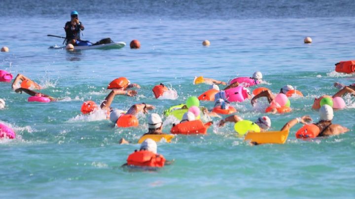 Quintanarroense gana el Cruce de Nado en Aguas Abiertas de Cancún a Isla Mujeres 2021