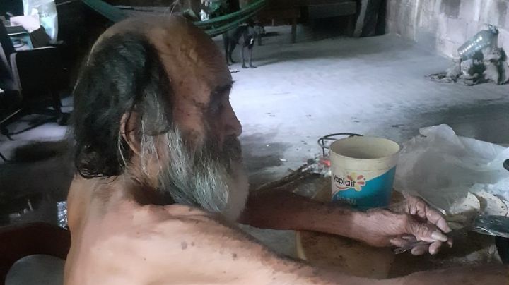 Dzon Loro, el único habitante de un pueblo fantasma en Cozumel