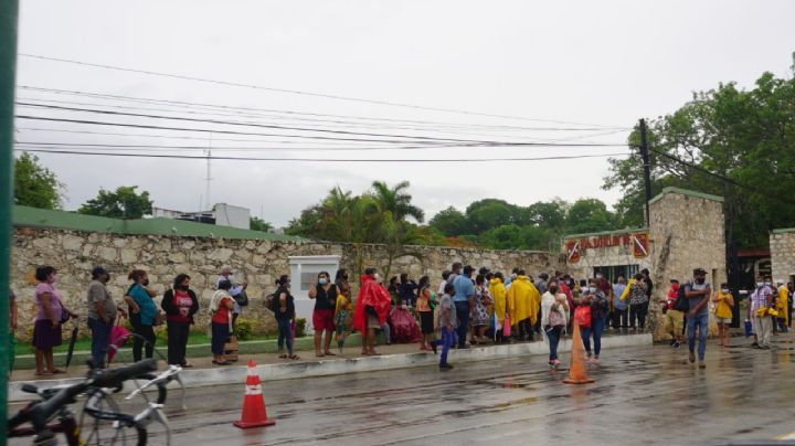 Lluvias en Campeche no detienen aplicación de vacunas anticovid