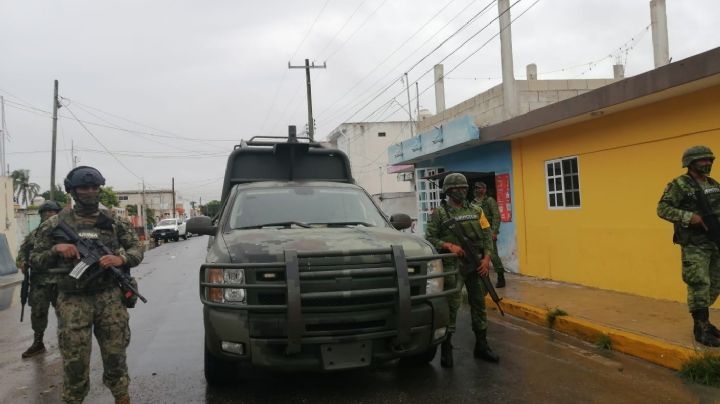 Detienen a dos hombres por venta ilegal de pulpo en Progreso, Yucatán
