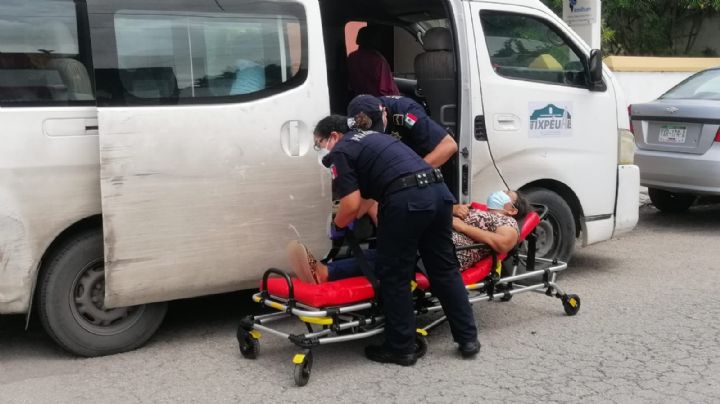 Ambulancia choca y deja tres mujeres lesionadas en Mérida