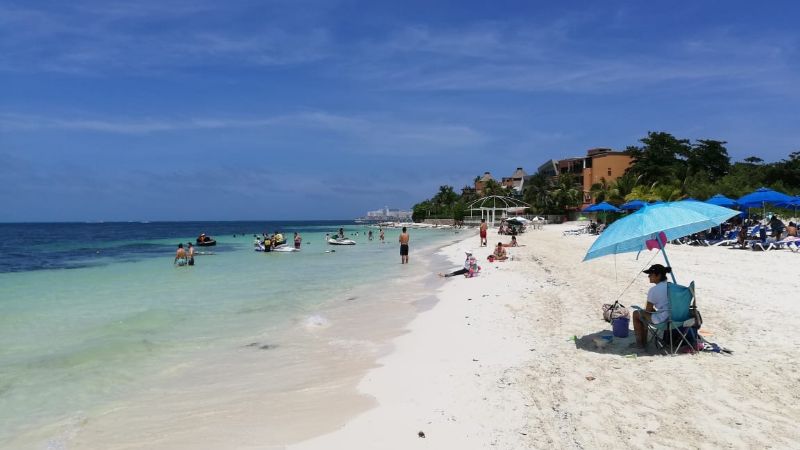 Playa Pez Volador: Un lugar tranquilo y oculto en Cancún