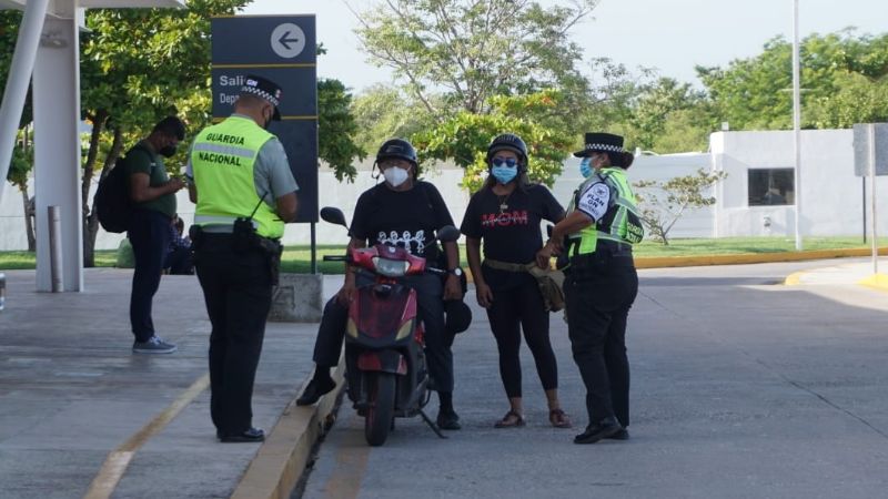 Guardia Nacional vigila servicio de traslado ilegal en el aeropuerto de Campeche