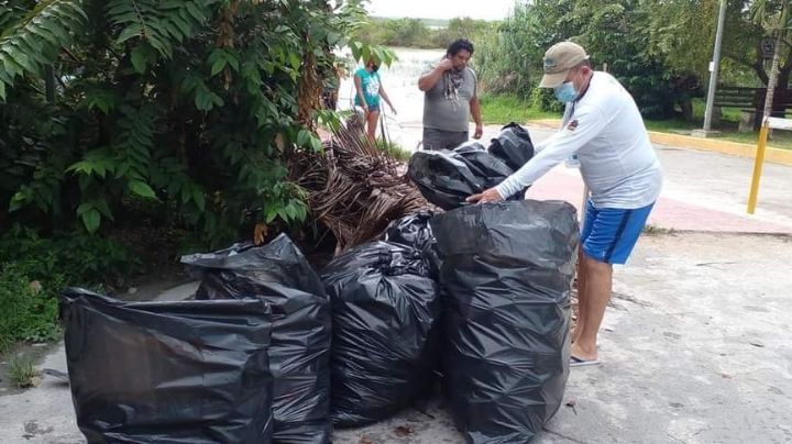 Recolectan cerca de 200 kilos de basura de la Laguna de Bacalar