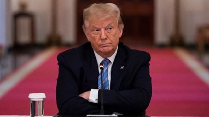 Trump demanda al comité del asalto al Capitolio de Estados Unidos para evitar declarar