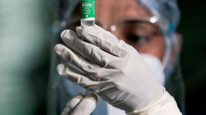 Variante Delta puede transmitirse entre las personas vacunadas: CDC