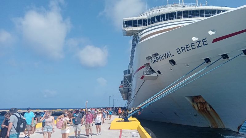 Crucero Carnival Breeze regresa a la Costa Maya tras 16 meses de ausencia: VIDEO