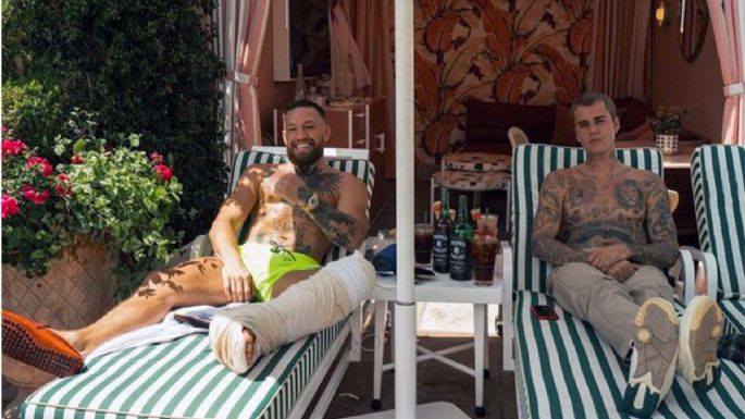 McGregor y Justin Bieber brindan con whiskey en una convivencia