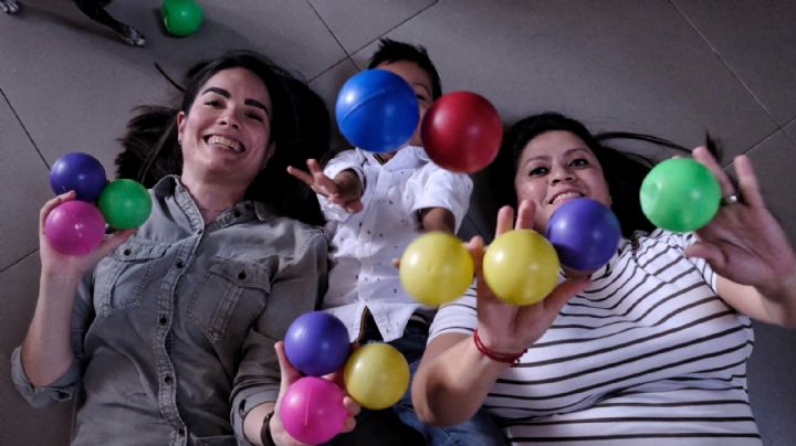 Mujeres logran primera adopción homoparental en Jalisco