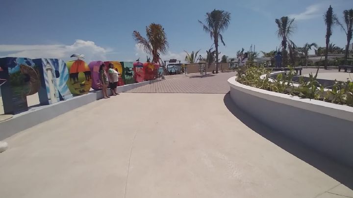 Cierre de playas en Progreso, Yucatán, obliga a turistas a buscar alternativas
