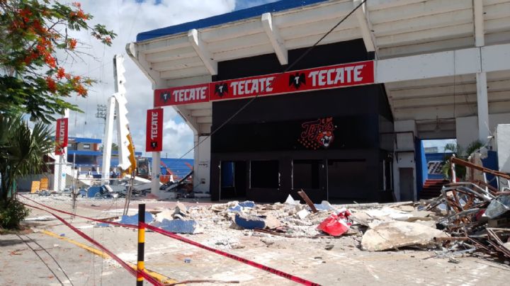 Comienza la demolición del estadio 'Beto Ávila' de Cancún: VIDEO