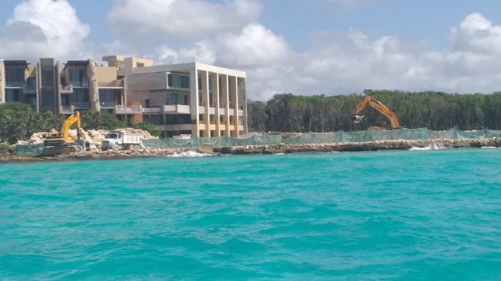 Grupo Xcaret pone en peligro arrecifes en la Riviera Maya, alertan