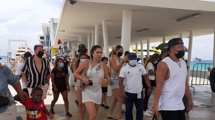 Exentan a turistas de multas y detenciones por no usar cubrebocas en Cozumel
