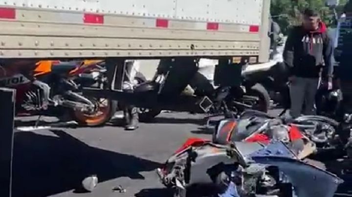 Así fue el momento del impacto de dos motociclistas en la México-Cuernavaca: VIDEO