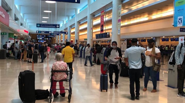 Aeropuerto de Cancún registra 92 vuelos cancelados tras el paso de Grace por Quintana Roo