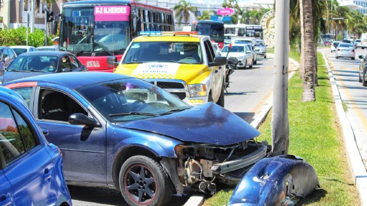 Choque automovilístico genera fuerte tráfico en la Zona de Hotelera de Cancún