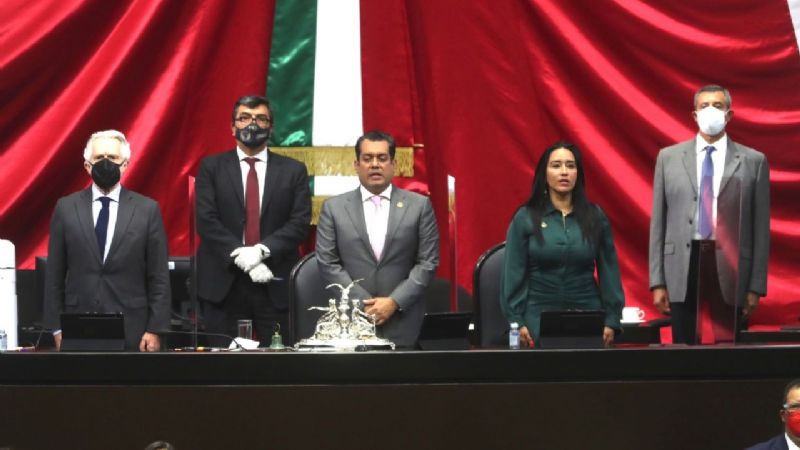 Mauricio Vila llama a diputados federales yucatecos a trabajar juntos para el beneficio del estado