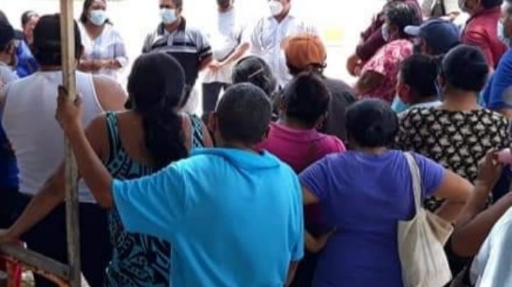 Empleados del Ayuntamiento de José María Morelos exigen sueldos atrasados