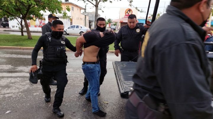 Detienen a tres tabasqueños que intentaron robar caja fuerte de un Oxxo en Ciudad del Carmen