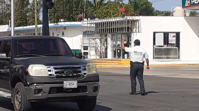 Apagón en Cozumel provoca caos vial en calles y avenidas