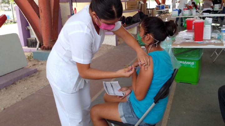 Cancún: 'Centennials' esperan hasta el último día para aplicarse la vacuna anticovid