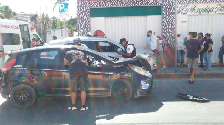 Vehículo atropella a una mujer en la colonia Centro de Playa del Carmen