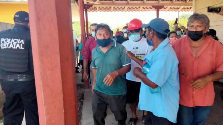 Detienen a ejidatario por 'agitar' asamblea donde discutían venta de tierras para el Tren Maya