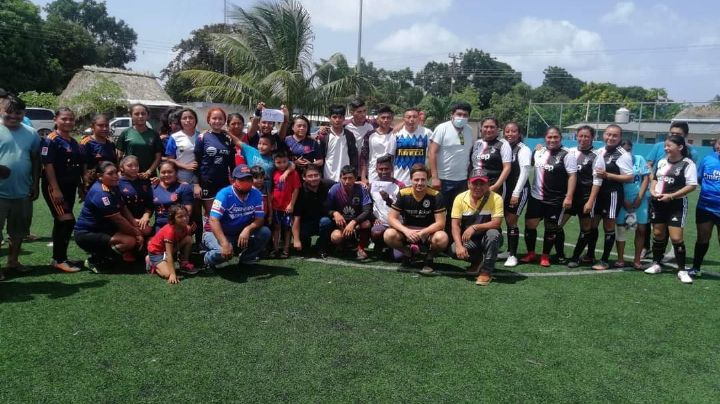 Finaliza torneo de futbol 6 para las comunidades de la zona rural en Bacalar