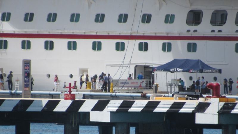 Prestadores de servicios se ven beneficiados por afluencia de cruceristas en Cozumel
