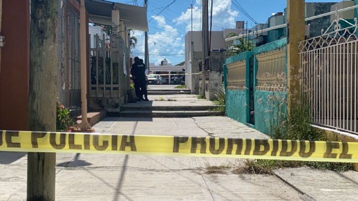 Vecinos hallan cuerpo en descomposición de un hombre en la Caleta de Campeche