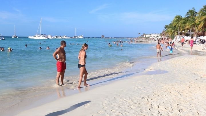 Playas de Isla Mujeres pierden certificación Blue Flag ante abandono