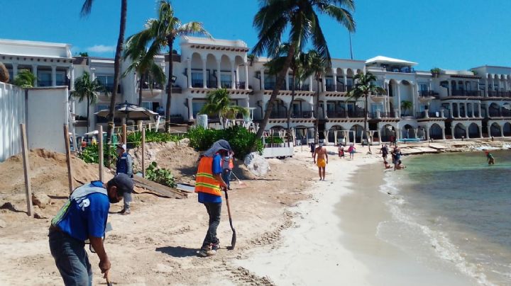 Hotel Panamá Jack realiza obras sin autorización federal en dunas marinas de Playa del Carmen