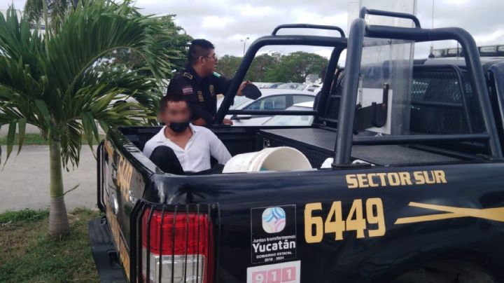 Detienen a hombre por golpear a otro en la colonia Emiliano Zapata de Mérida