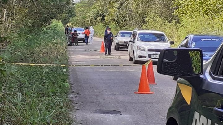 Hallan cuerpo de un motociclista en la carretera a San Gertrudis en José María Morelos
