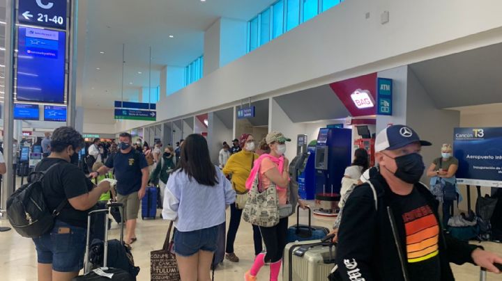 Aun con clima lluvioso, el aeropuerto de Cancún programa 529 vuelos